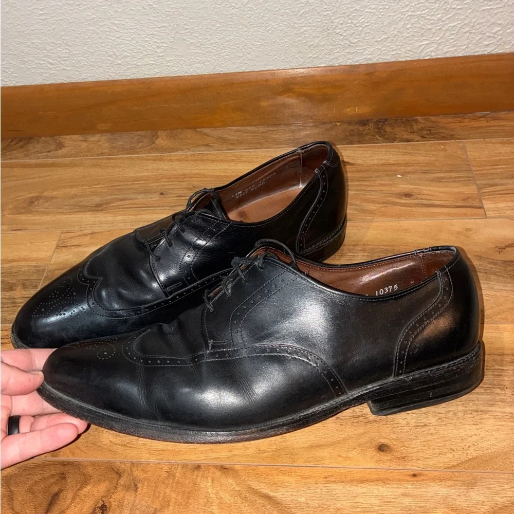 Allen Edmonds Kingswood Wingtip Leather Shoes, Made in USA- mens size 11.5